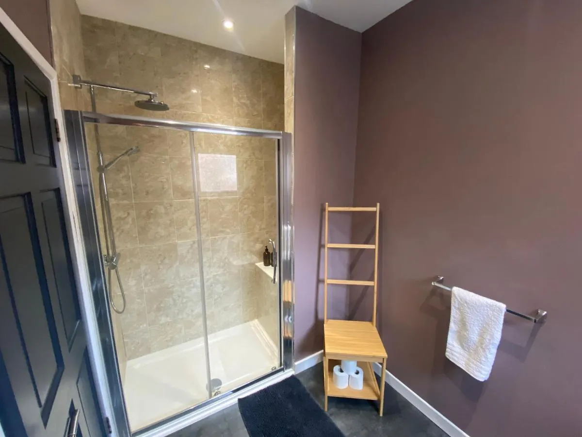 Belfast Townhouse In Prime Location In Belfast City